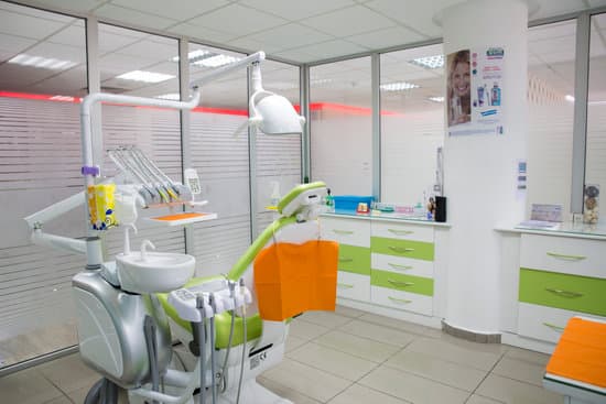 salle de traitement à clinique dentaire la colline